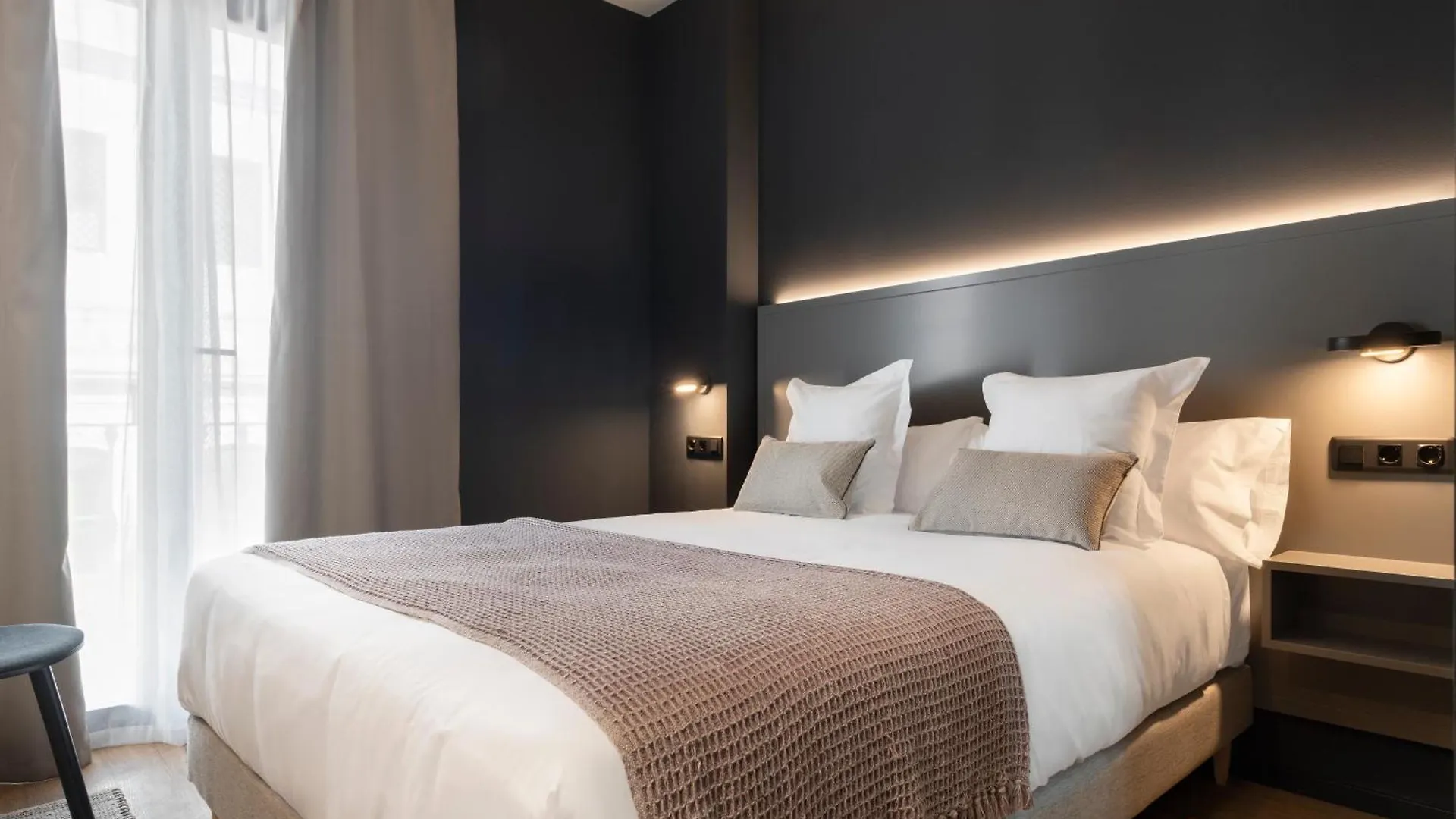 Magno Apartments Castilla 塞维利亚