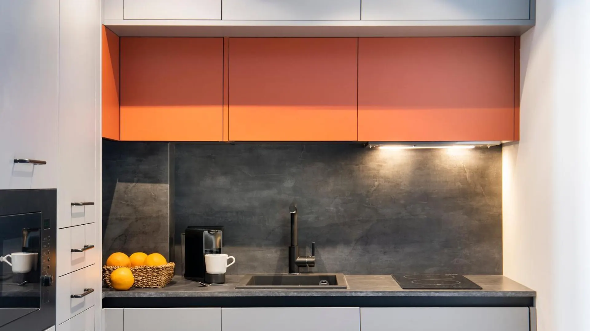 Magno Apartments Castilla 塞维利亚